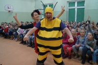 06