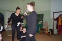 005